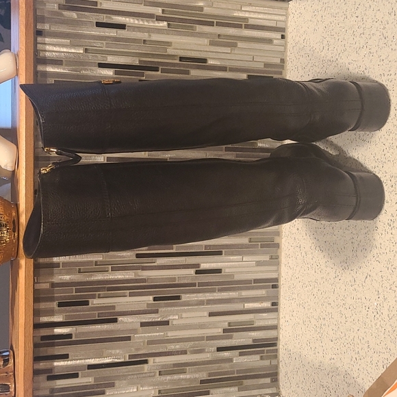 Tory Burch boots - Picture 3 of 7